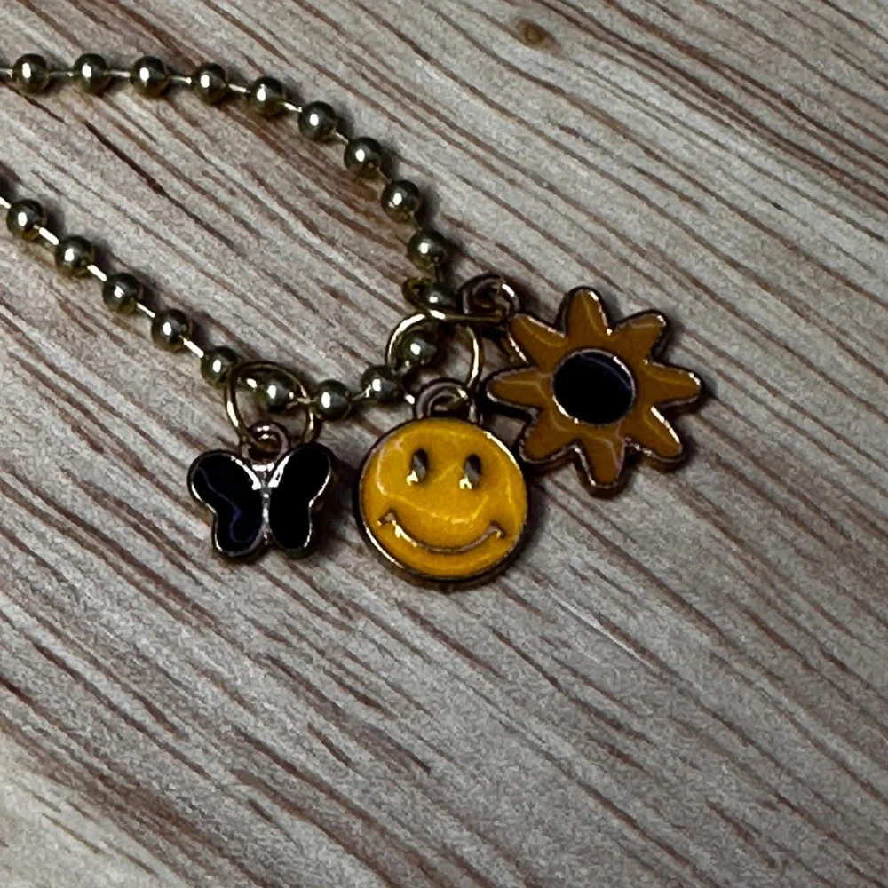 Kids Gold Tone Ball Chain Necklace Smiley Face Sunflower Butterfly Charms 17in
